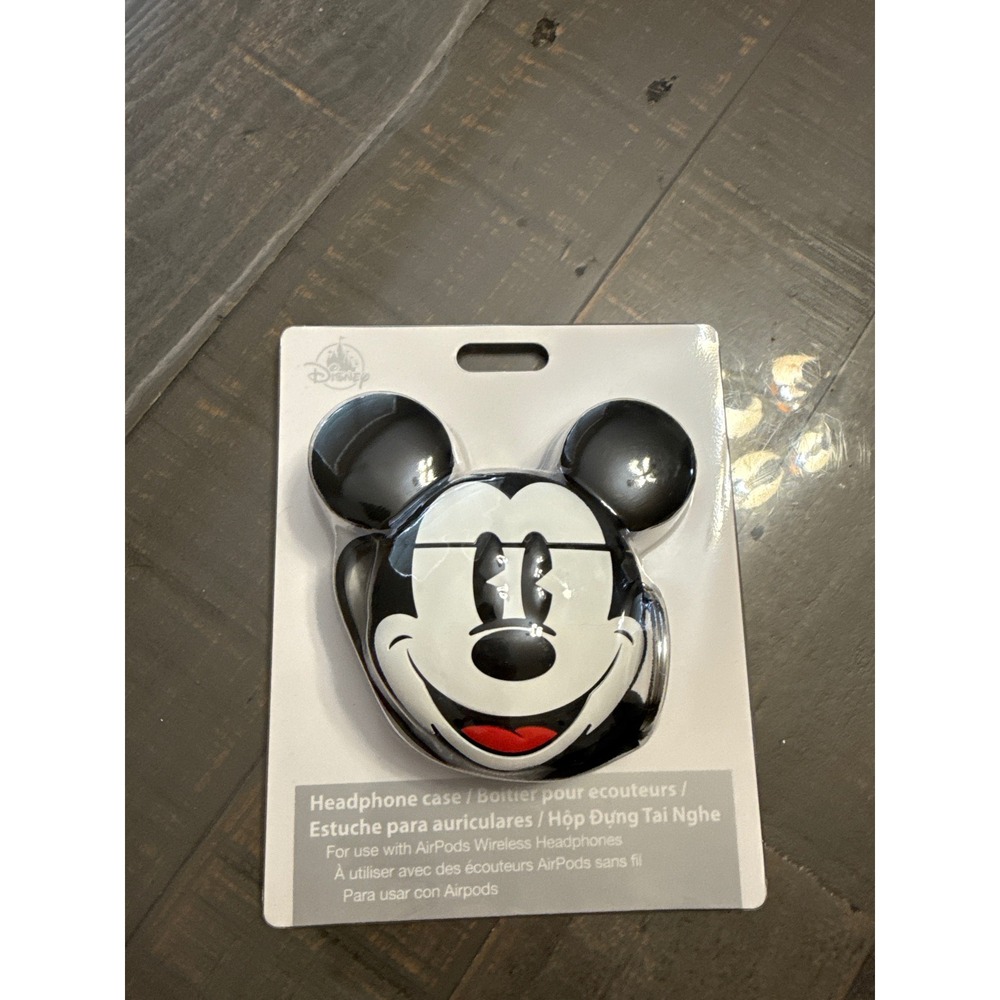 Disney Mickey Mouse Headphone Case for AirPods Wireless Headphones NEW
